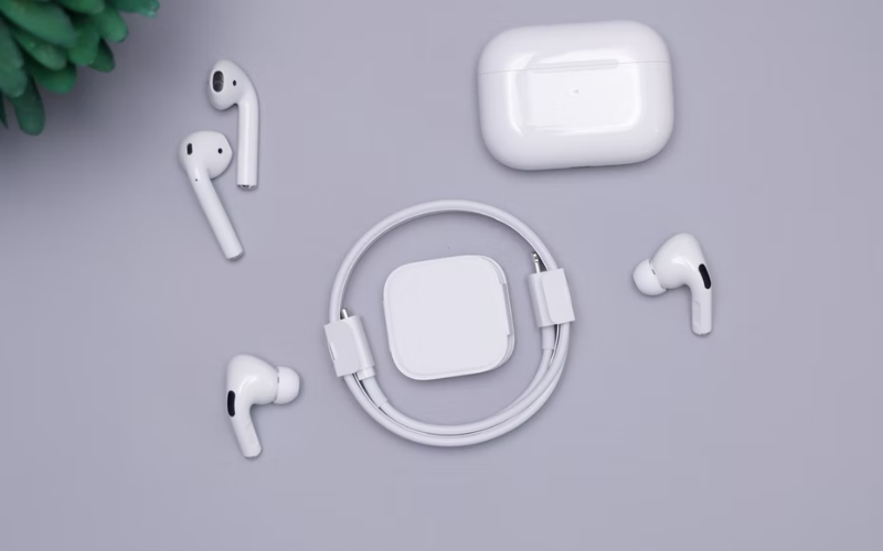 Can I Use Two Different Airpods?