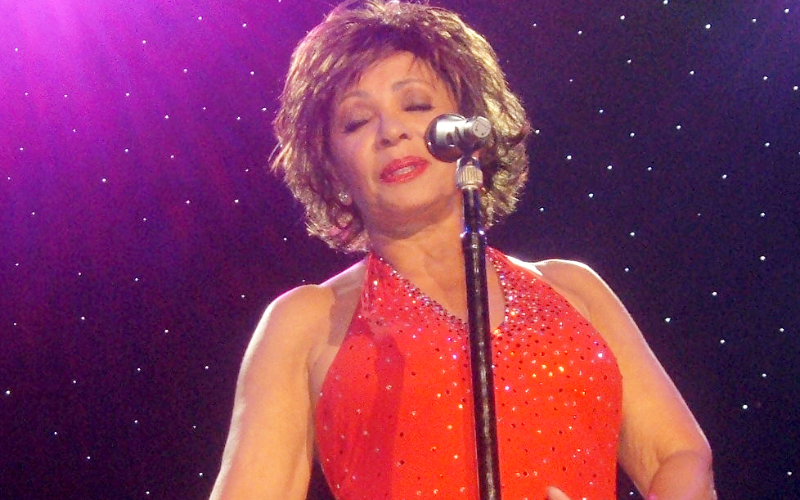 Shirley Bassey