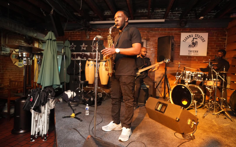 Takoma Station Tavern